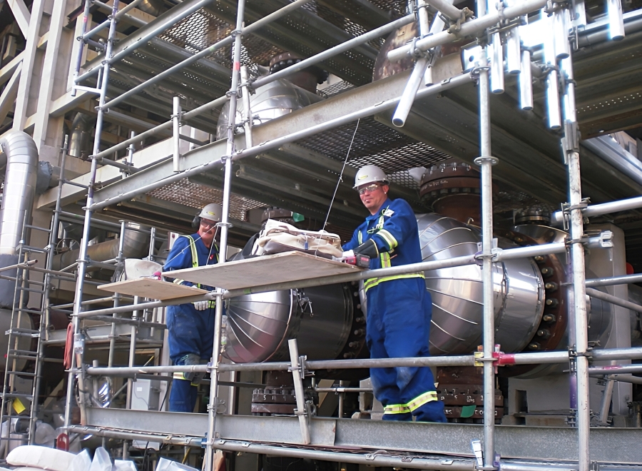 Northwest Redwater Refinery - Insulation